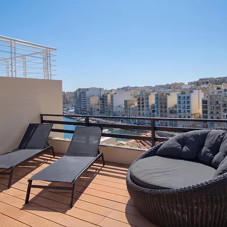 Spinola Fantastic Seafront Duplex & Penthouse