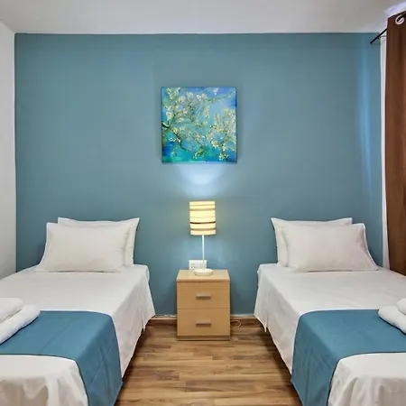 Spinola Fantastic Seafront Duplex & Penthouse 公寓