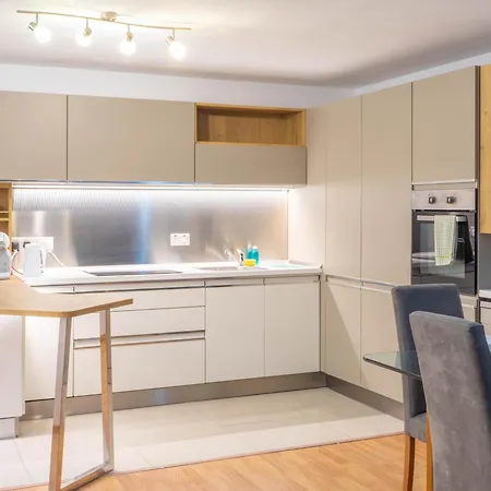 Spinola Fantastic Seafront Duplex & Penthouse 公寓