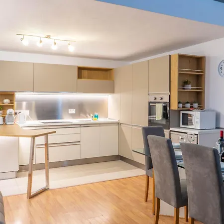 Spinola Fantastic Seafront Duplex & Penthouse 公寓 Saint Julian's