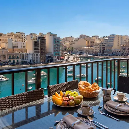 Spinola Fantastic Seafront Duplex & Penthouse 公寓